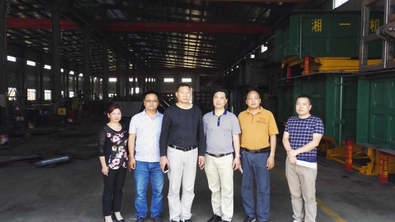 長(zhǎng)沙湘一機(jī)械有限公司,長(zhǎng)沙環(huán)衛(wèi)設(shè)備制造,長(zhǎng)沙環(huán)衛(wèi)設(shè)備銷售,保潔項(xiàng)目 長(zhǎng)沙湘一機(jī)械有限公司,長(zhǎng)沙環(huán)衛(wèi)設(shè)備制造,長(zhǎng)沙環(huán)衛(wèi)設(shè)備銷售,保潔項(xiàng)目