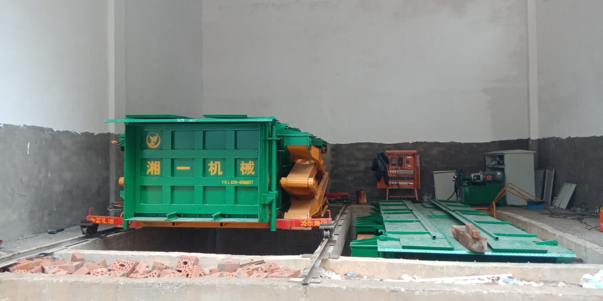 長沙湘一機械有限公司,長沙環(huán)衛(wèi)設備制造,長沙環(huán)衛(wèi)設備銷售,保潔項目 長沙湘一機械有限公司,長沙環(huán)衛(wèi)設備制造,長沙環(huán)衛(wèi)設備銷售,保潔項目